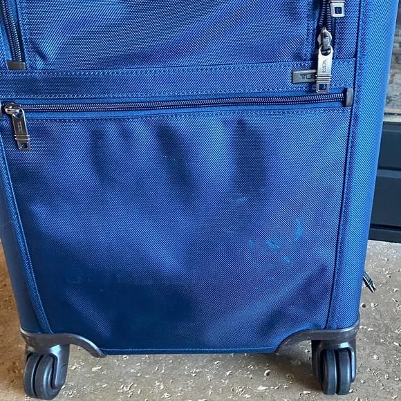 TUMI Carry On Navy Travel Luggage telescopic handle - Picture 7 of 16